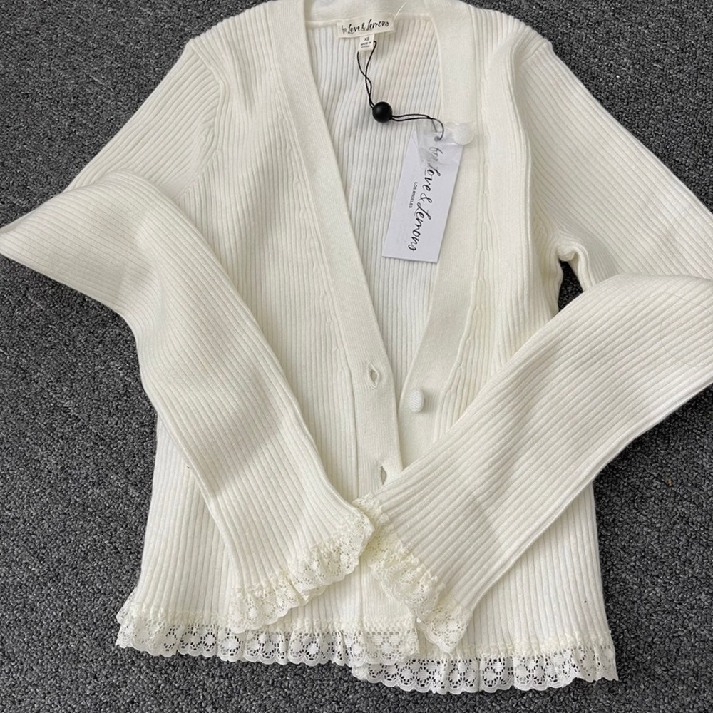 Cardigan - Picture 3 of 4